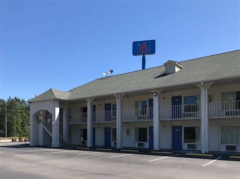 pet friendly hotels hardeeville sc|The 10 best pet.